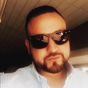 Meet your Posher, Gerardo